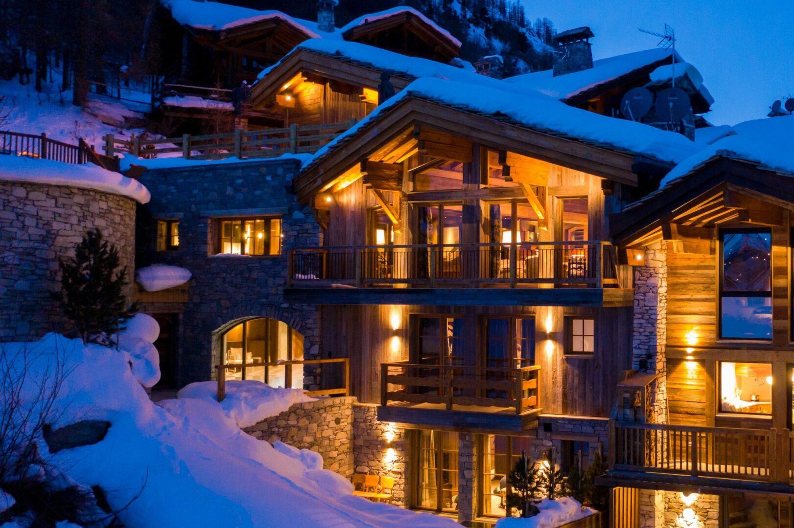 The 6 best places to ski in February, in Europe | Lodge Destinations
