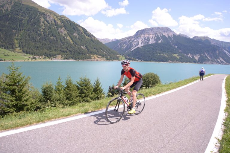 cycling in the alps
