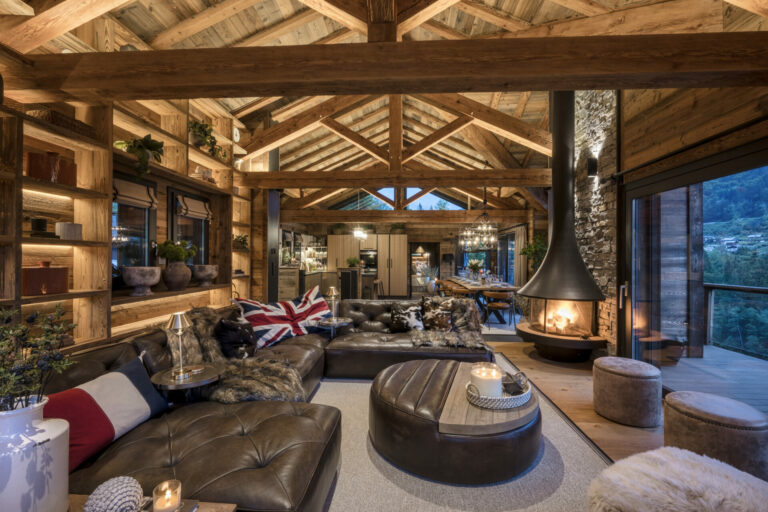 Chalet Mont des Anges living area, night, Morzine