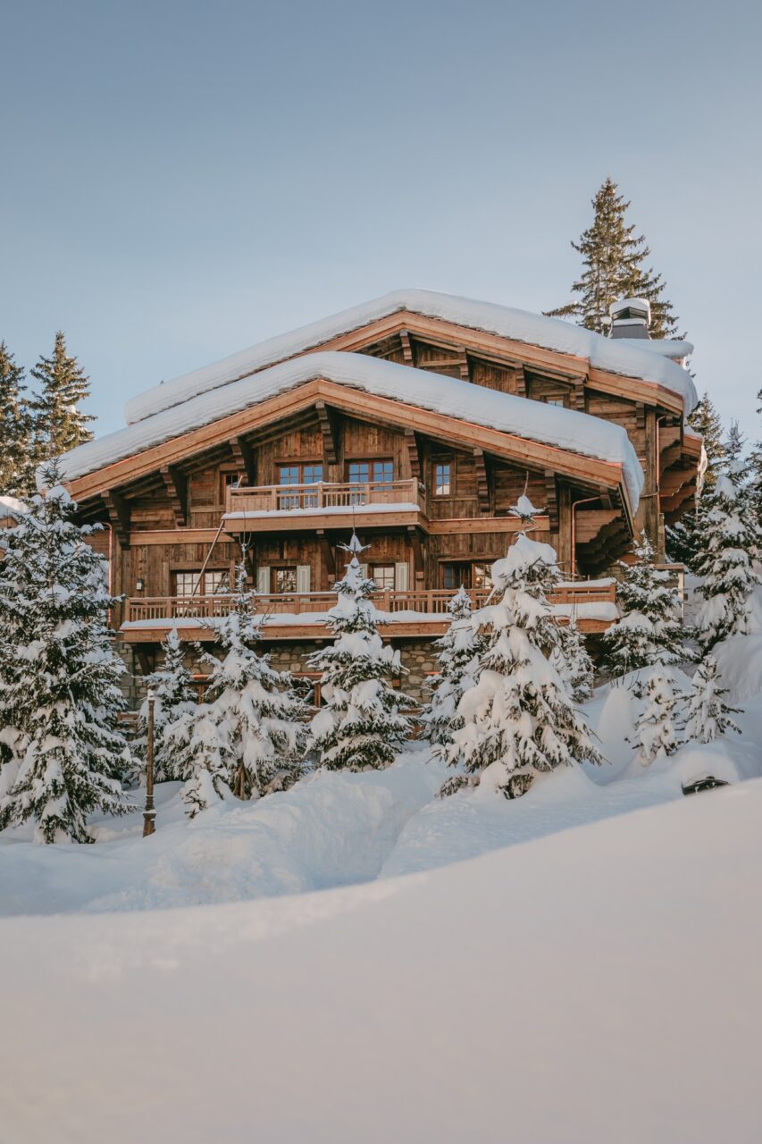 luxury ski chalets in Courchevel 1850