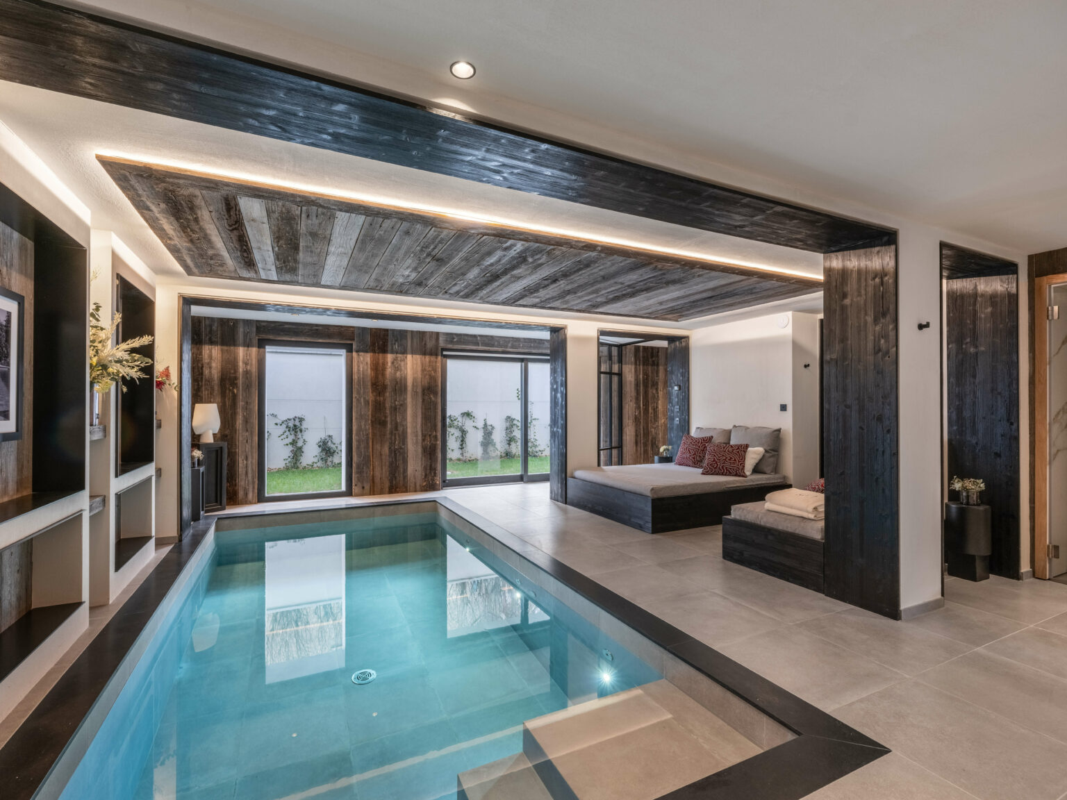 chalet-estee-megeve-spa-pool-1